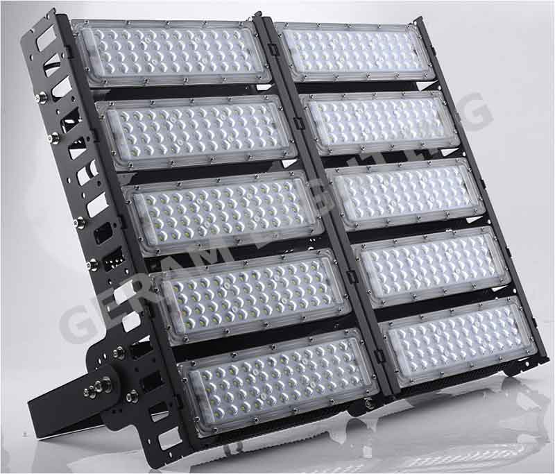 Projecteur LED 240 W