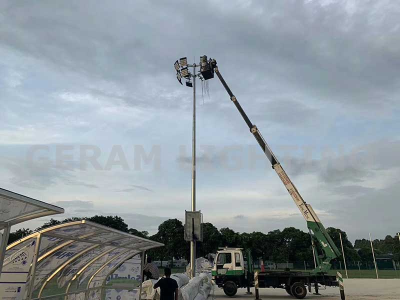 angkutan pelabuhan memimpin lampu banjir