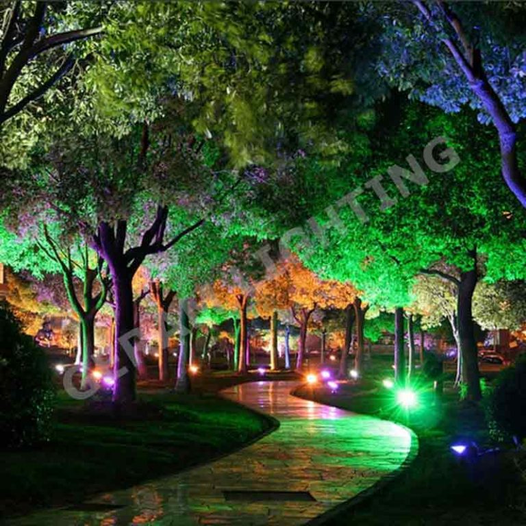 Multi Colored RGB / RGBW LED Landscape Flood Light 120V