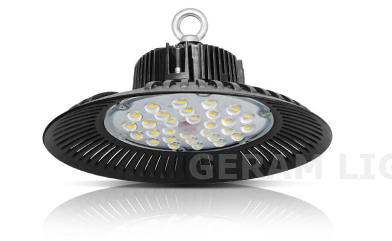 Ufo led-hoogbouwlamp van 100 watt