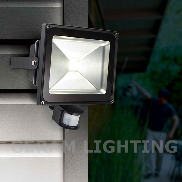 Outdoor Automatic IR Infrared Motion Activated Led Flood Light
