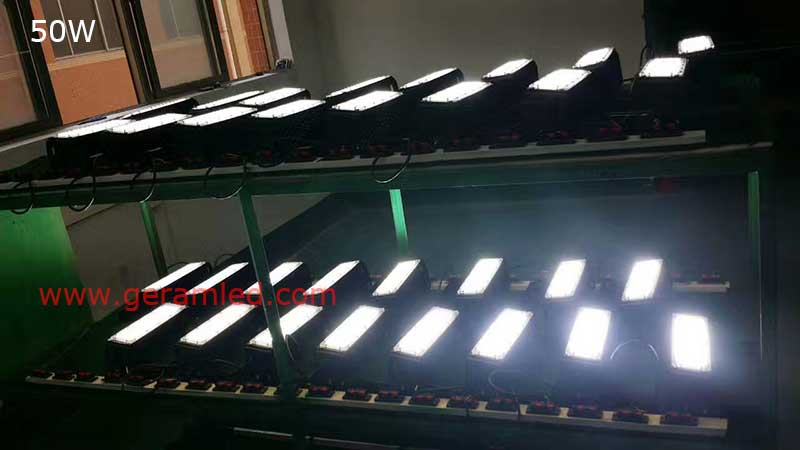 Lampu sorot led tiang tinggi 50w