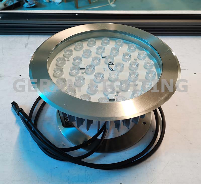 DC 24V Hochleistungs-72W LED-Unterwasserlicht-Brunnenlicht