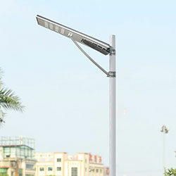 100 W integrierte solarbetriebene LED-Straßenlaterne
