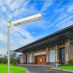 15 watt integrated solar powered led street light